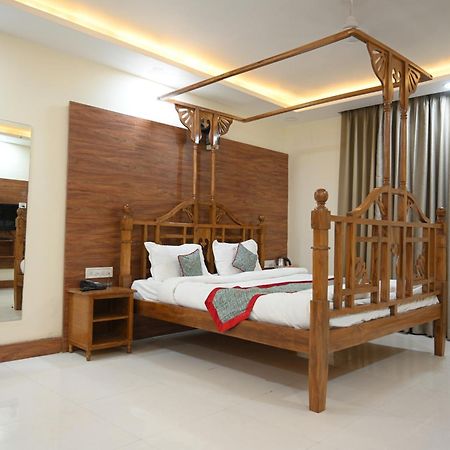 Orchha Club And Resort - Ocr Esterno foto