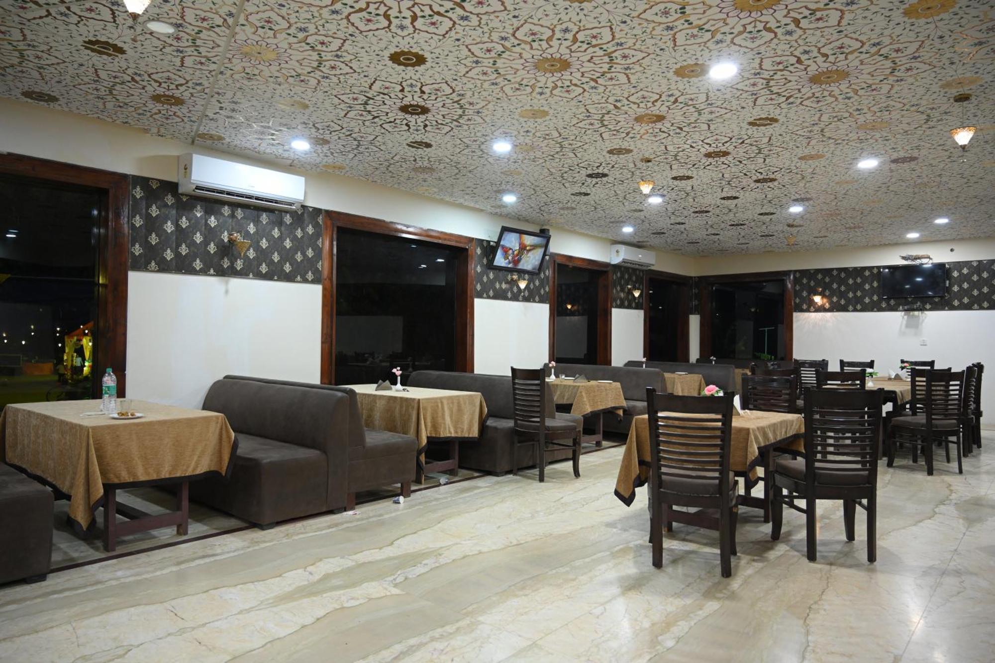 Orchha Club And Resort - Ocr Esterno foto