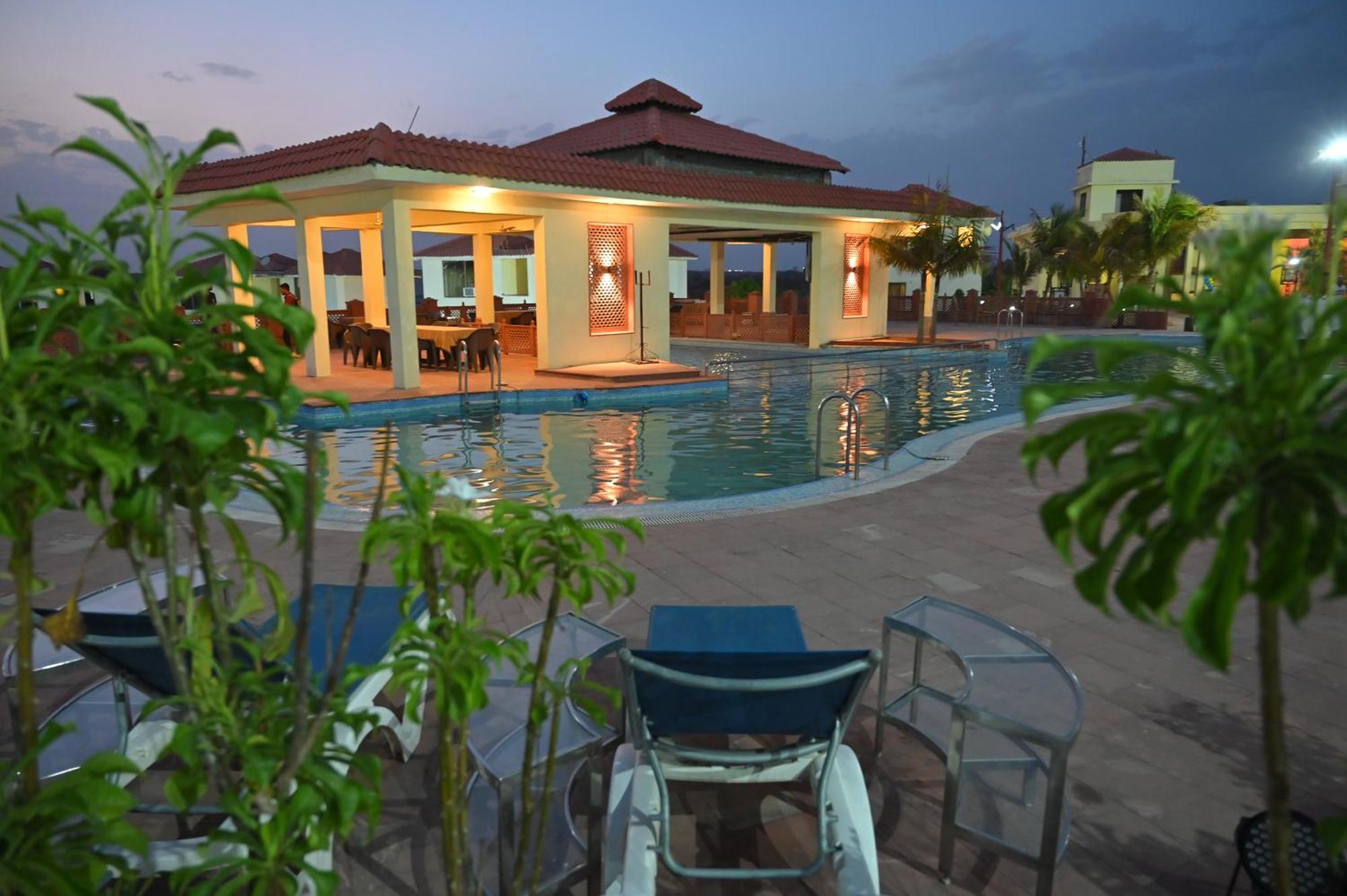 Orchha Club And Resort - Ocr Esterno foto