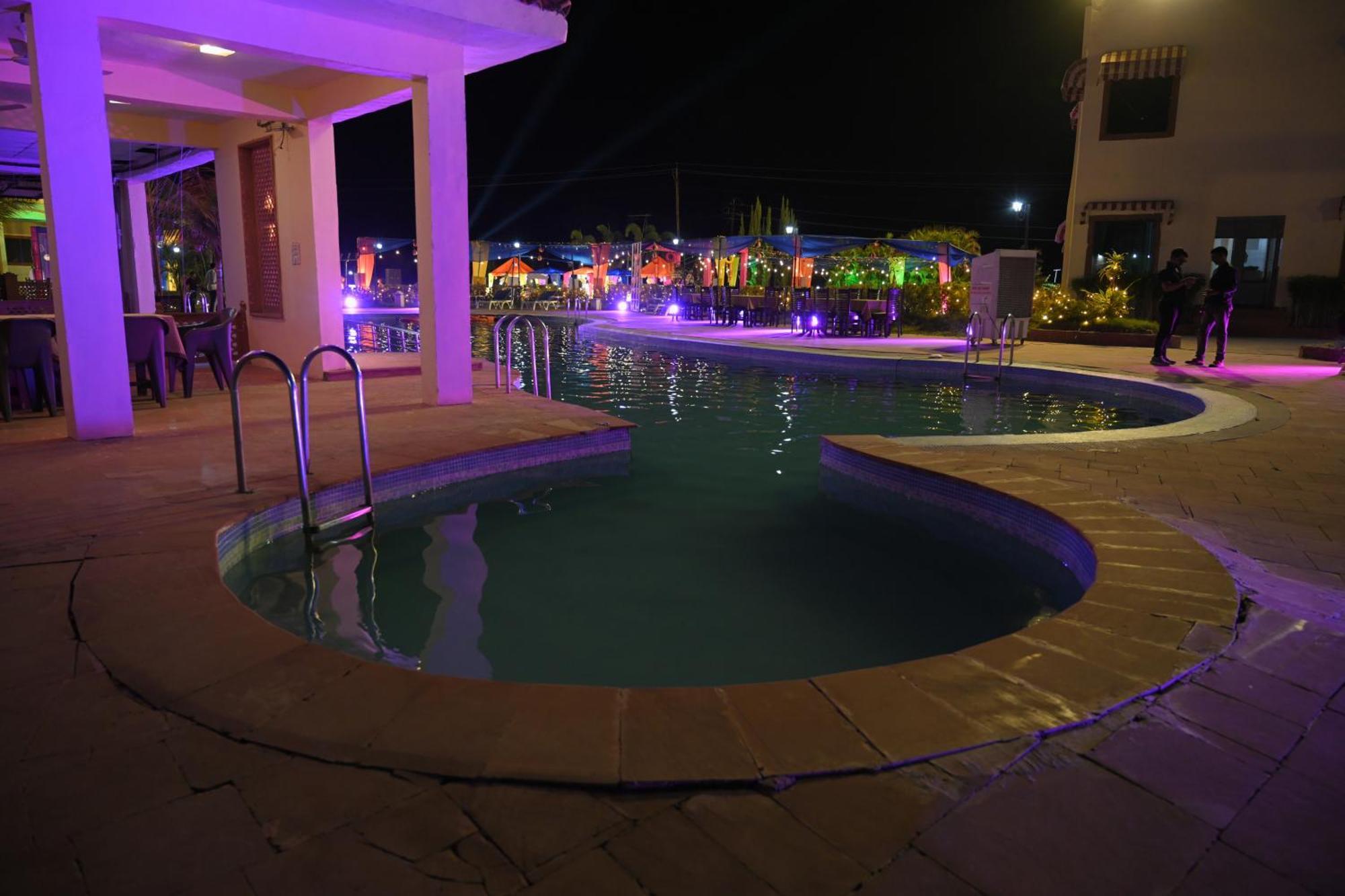Orchha Club And Resort - Ocr Esterno foto