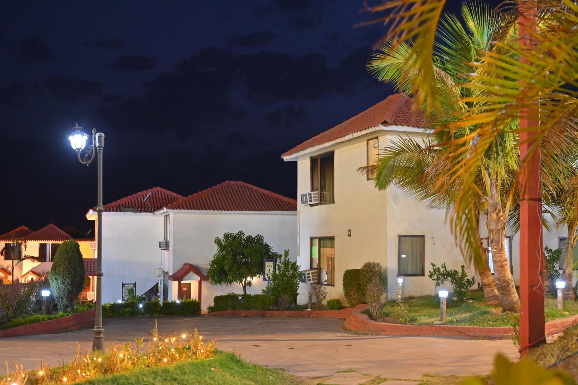 Orchha Club And Resort - Ocr Esterno foto